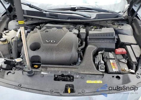 2018 Nissan Maxima 3.5S z USA, uszkodzony, nr VIN 1N4AA6AP8JC406632